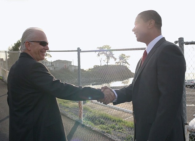 2710CF5200000578-3017512-image-m-6_1427695411928