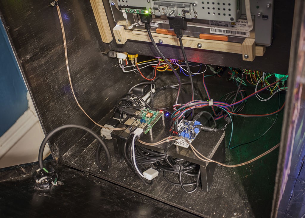 FFBZUKNIB49V2ZX.LARGE