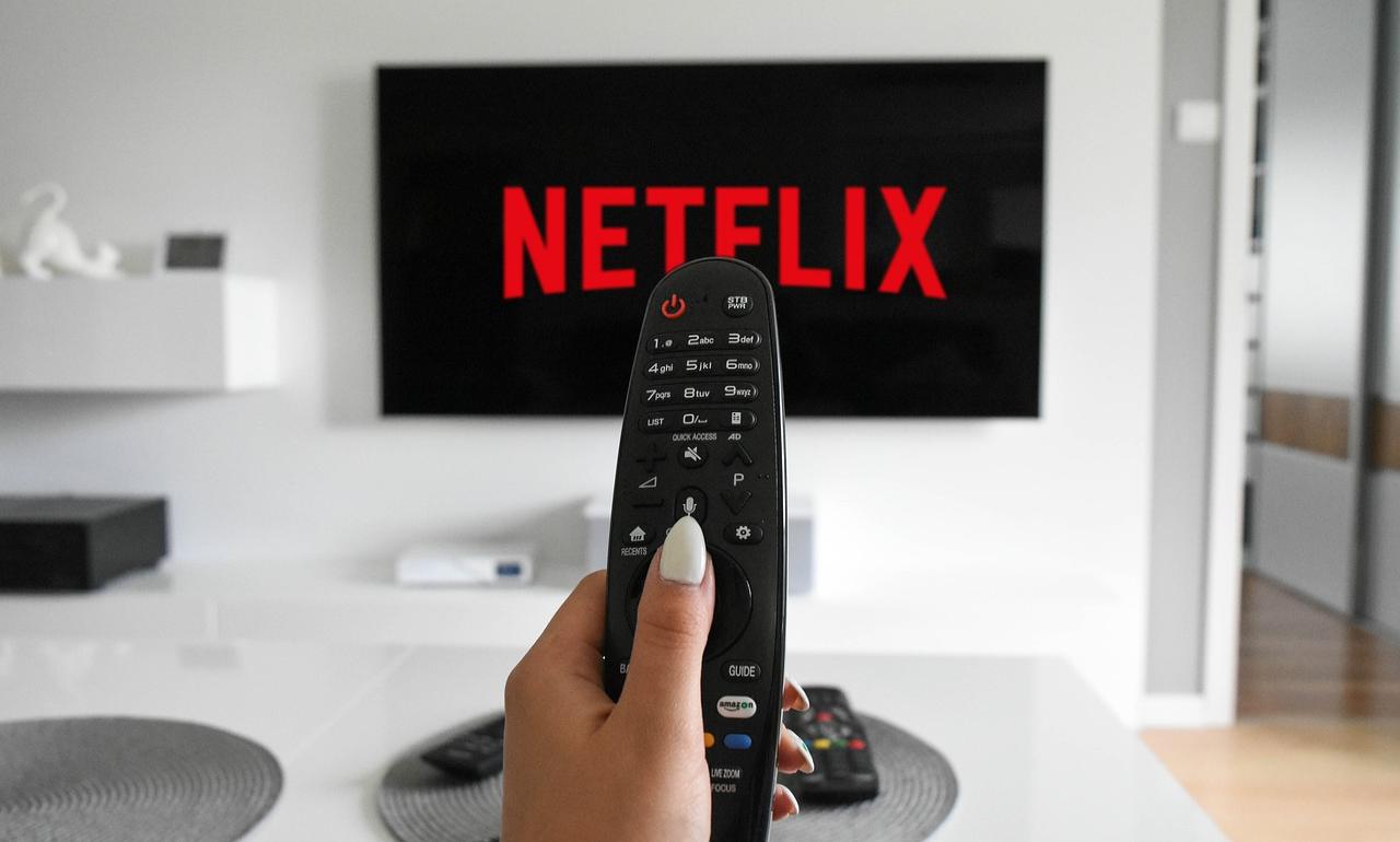 Netflix logo tv