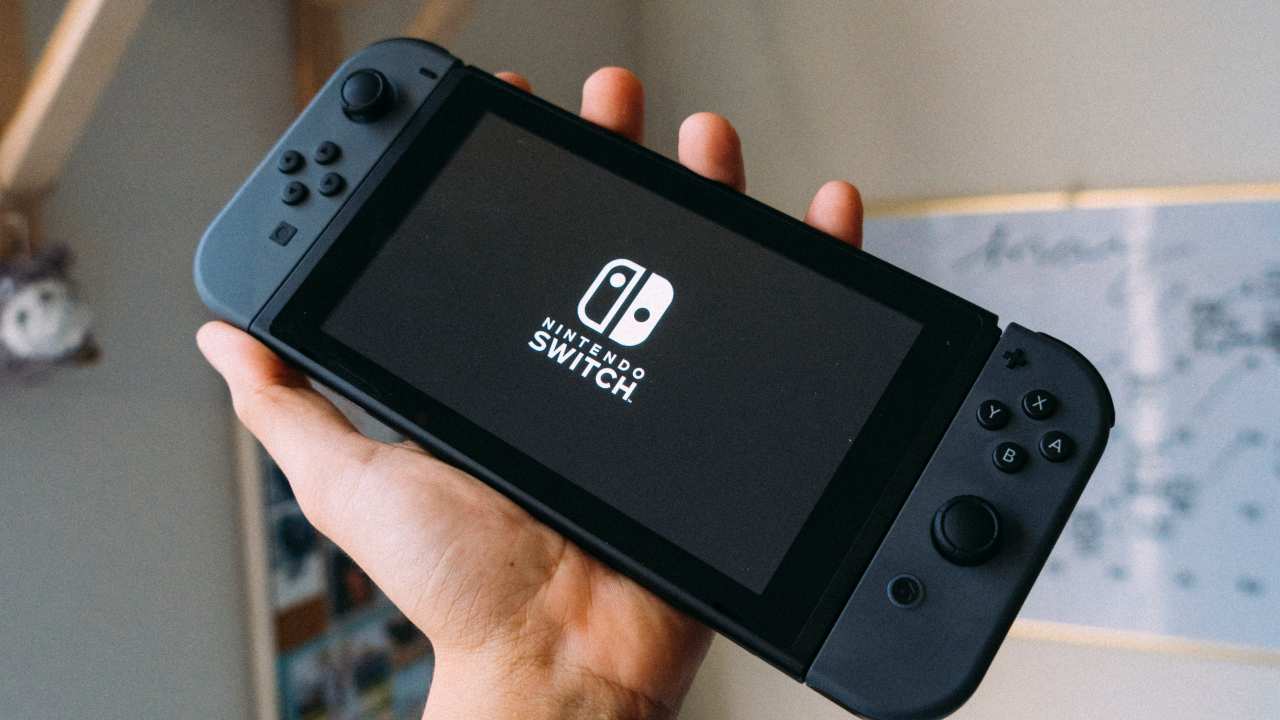 Nuovo modello di Nintendo Switch in arrivo, le caratteristiche