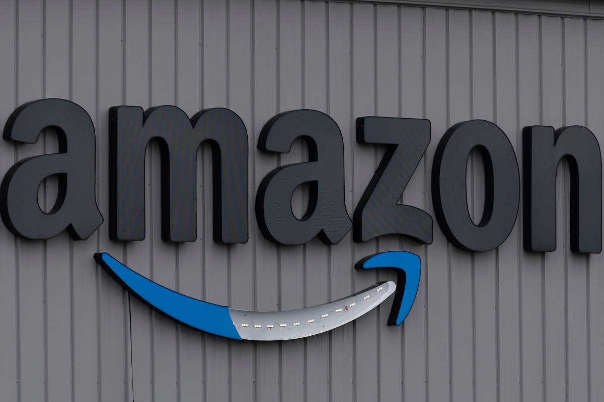 Amazon abbatte i costi