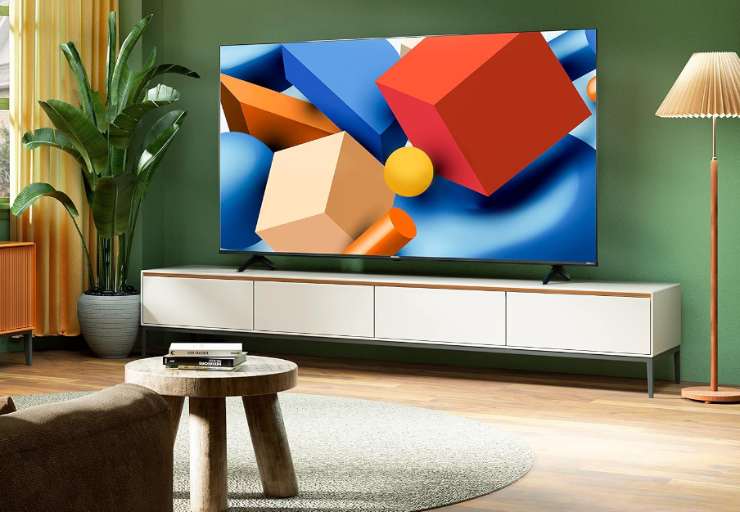 Una tv da gaming in una sala