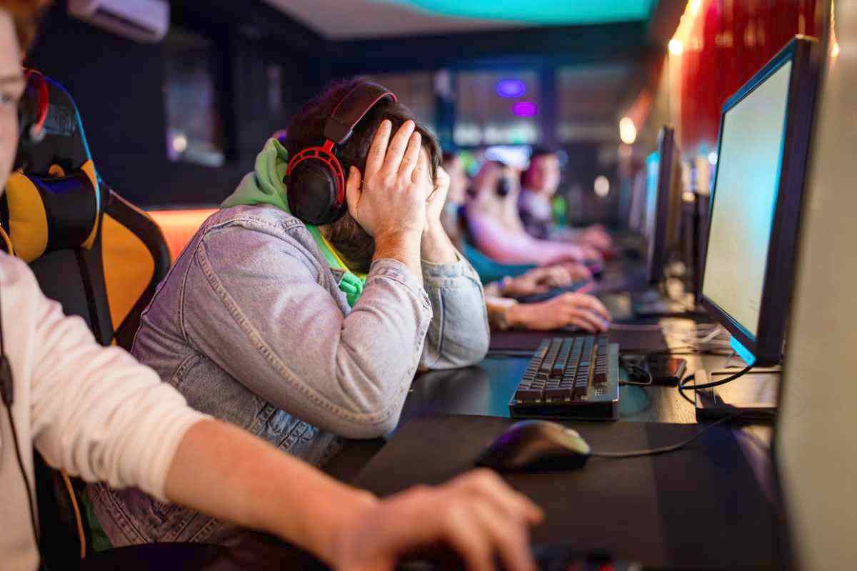 Videogiocatore triste