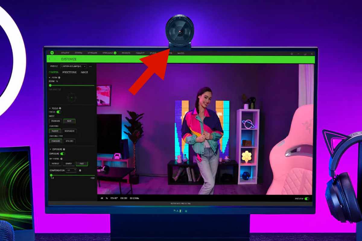 Youtuber con telecamera