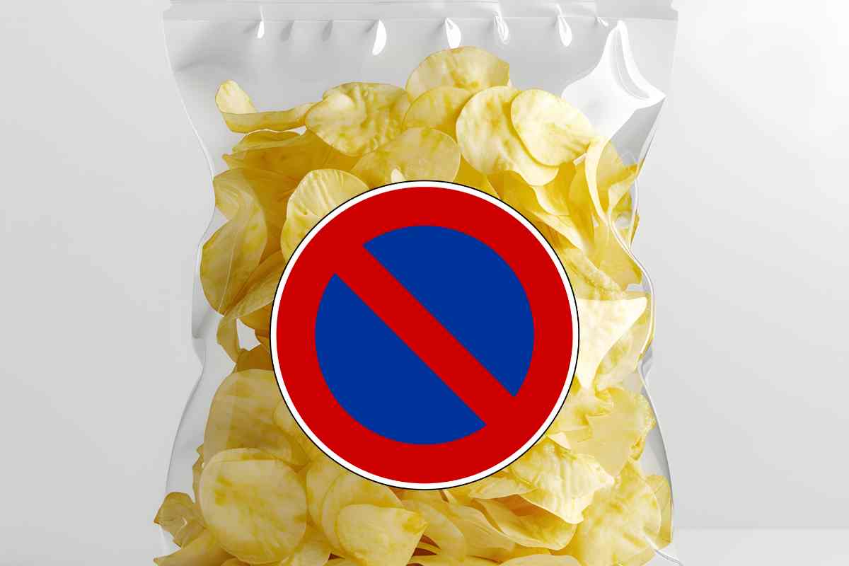 patatine con simbolo di divieto