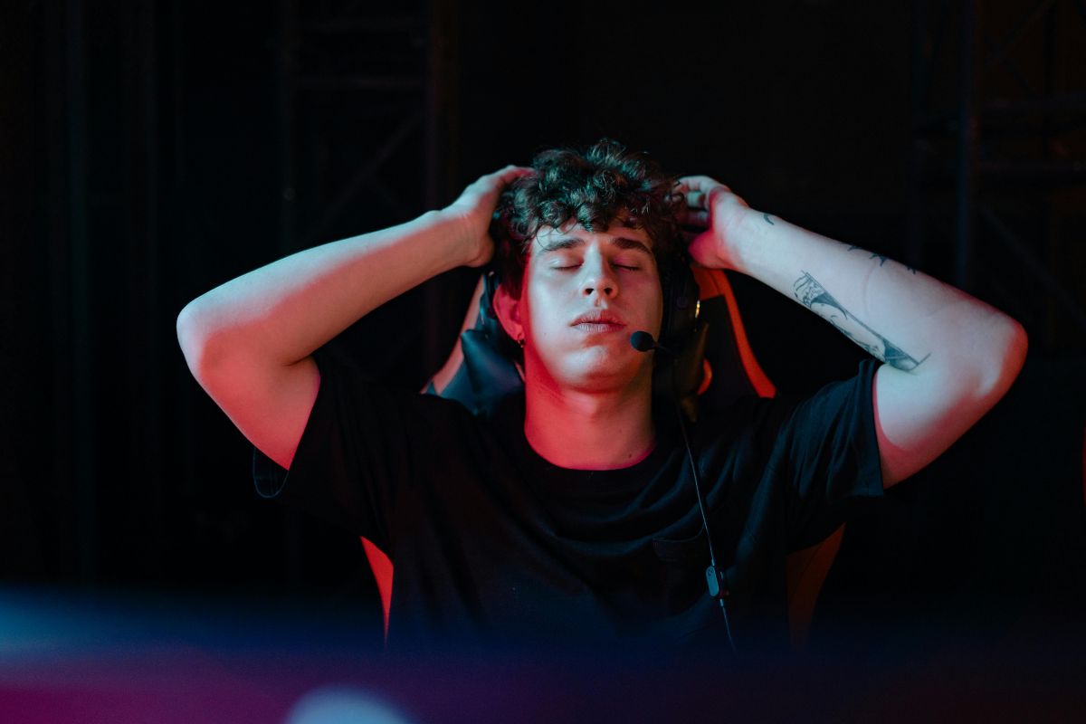 Videogiocatore triste