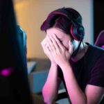 Videogiocatore triste